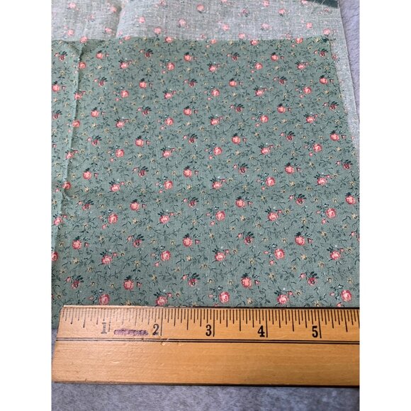 Vintage Concord Fabrics Green Floral Cotton Quilting Fabric 18" x 22" Designed K - Picture 2 of 6